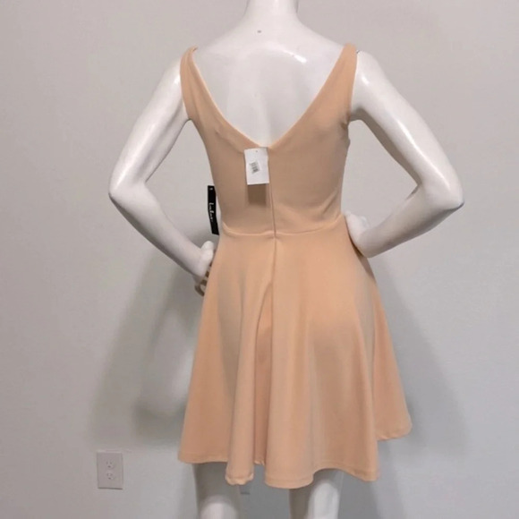 Lulus "NEW" Blush Pink V-Neck Sleeveless Darling Delight Skater Dress Size M - Picture 6 of 10
